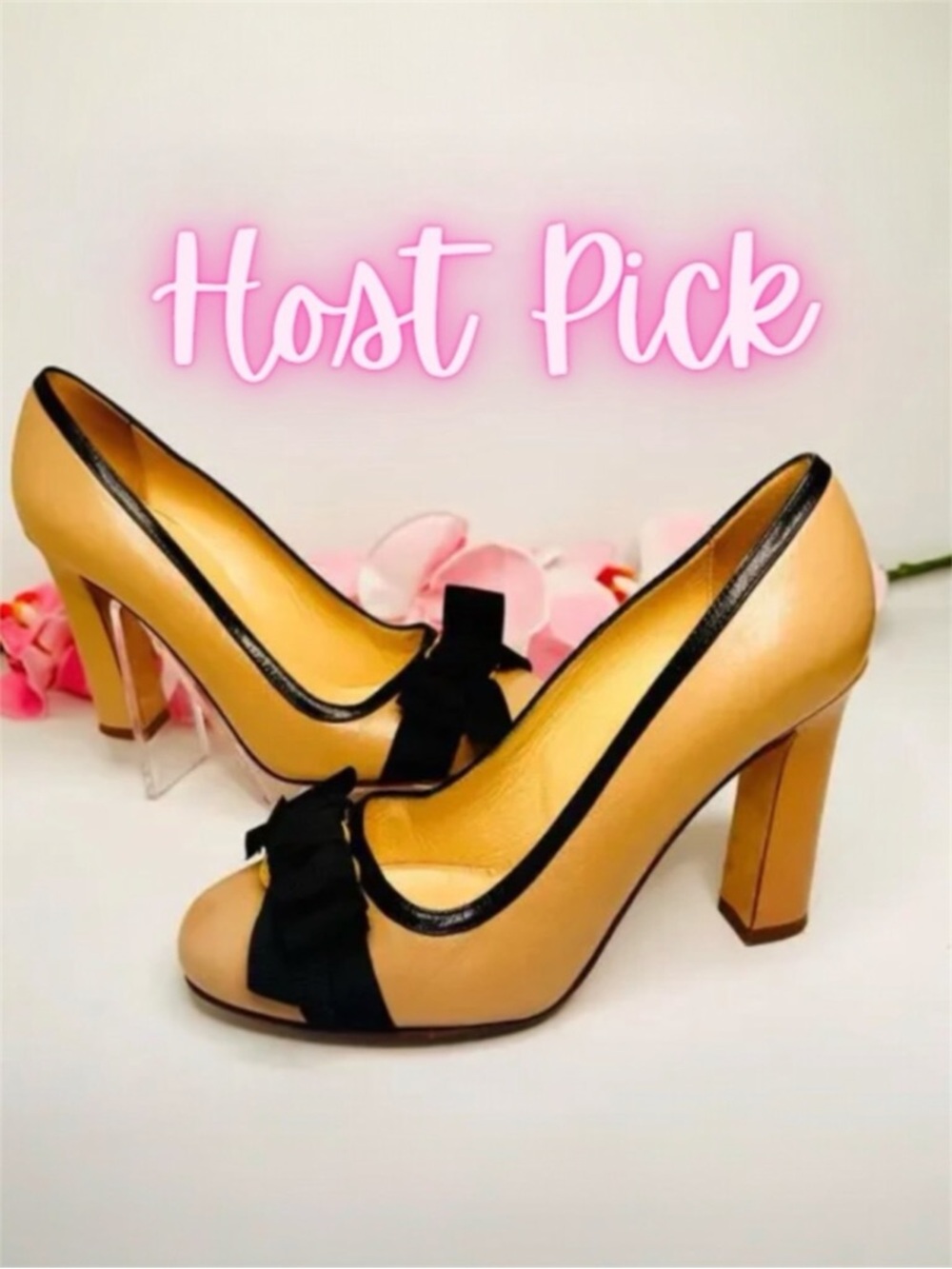 Kate Spade New York Camel Leather Bow Pumps Made in Italy Size 7.5